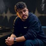 دانلود آهنگ محمد ملایی دوس دارم صدات کنم توهم بگی جونم نیمه پنهونم
